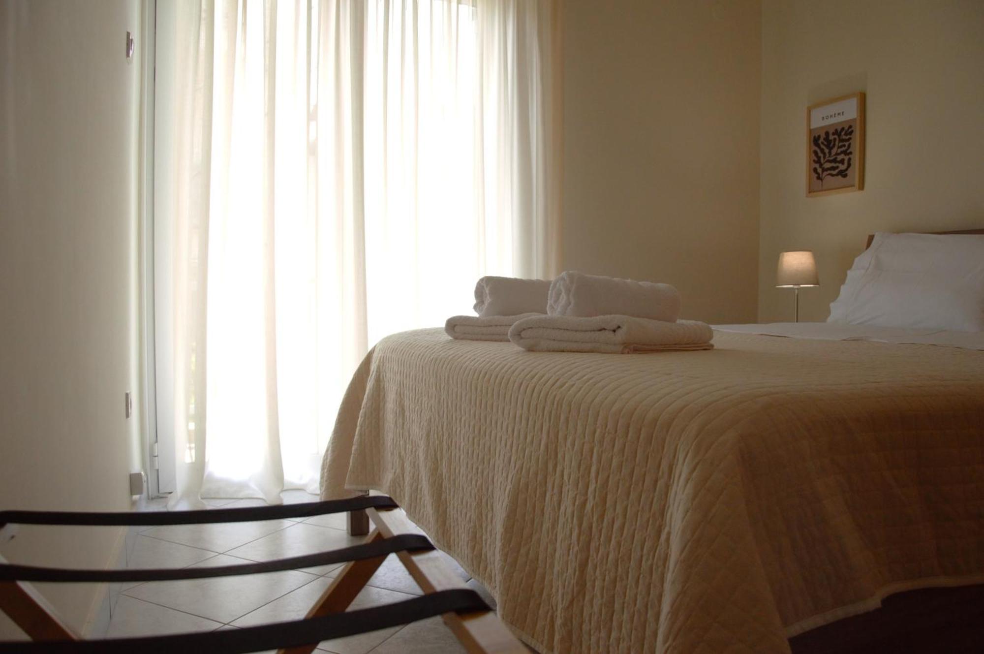 La Boheme Apartment Kiáton Екстериор снимка